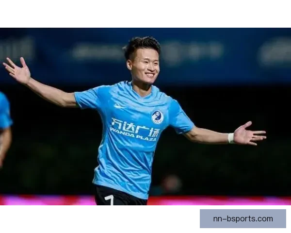 林良铭精彩进球打破日本防线 中国足球新篇章再添华彩